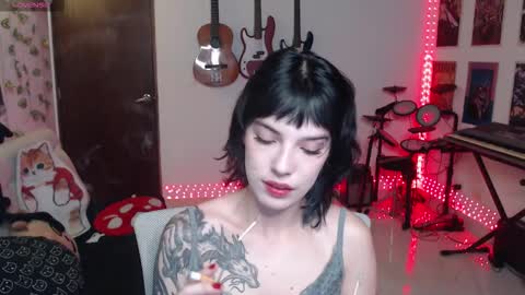 Snapshot of lovely_cass chatting on September 29, 11:43 pm Cassie online show from September 29, 11:43 pm