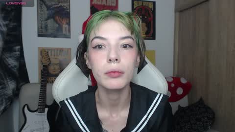Snapshot of lovely_cass chatting on December 26, 10:09 pm Cassie online show from December 26, 10:09 pm