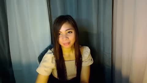 Snapshot of lovely_cummerx chatting on December 28, 2:22 am JAM online show from December 28, 2:22 am