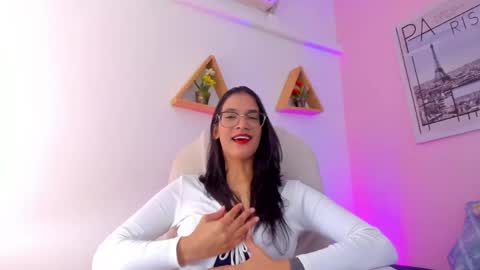 Olivia online show from June 2, 6:53 pm