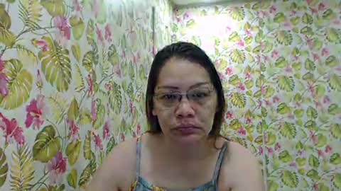 lovelyasiancutie online show from November 30, 8:46 pm