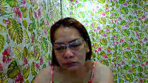 lovelyasiancutie online show from February 6, 8:12 pm