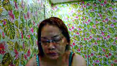 lovelyasiancutie online show from May 10, 10:01 pm