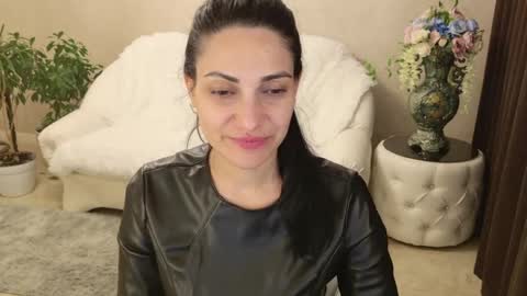 Beatrice online show from April 23, 12:01 pm