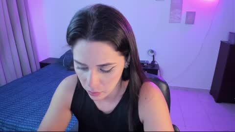 Snapshot of lovelydollyxx_ chatting on September 14, 1:03 am lovely online show from September 14, 1:03 am