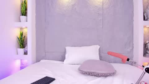 Lovely online show from April 25, 5:10 pm