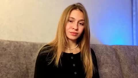 Kate only online show from October 19, 1:57 pm