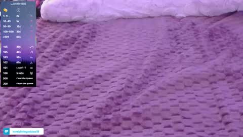 Lovely online show from April 22, 7:11 pm