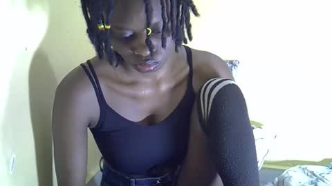 Snapshot of lovelymee2 chatting on September 28, 9:31 pm lovelymee2 online show from September 28, 9:31 pm