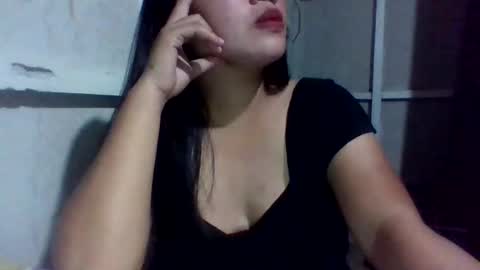 Snapshot of lovelymocha27 chatting on October 11, 11:47 am lovelymocha27s online show from October 11, 11:47 am