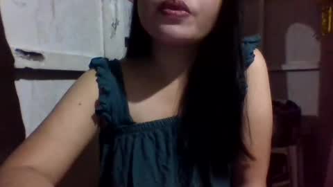 Snapshot of lovelymocha27 chatting on January 7, 2:19 pm lovelymocha27s online show from January 7, 2:19 pm