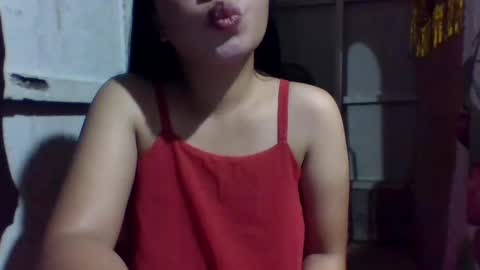 Snapshot of lovelymocha27 chatting on January 14, 4:08 pm lovelymocha27s online show from January 14, 4:08 pm