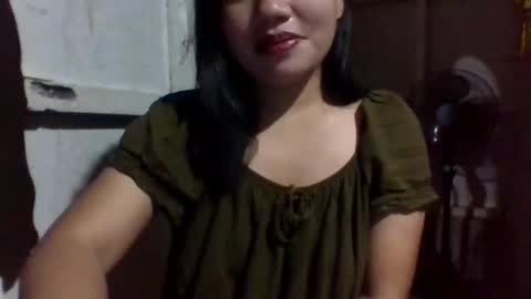 Snapshot of lovelymocha27 chatting on March 10, 6:12 pm lovelymocha27s online show from March 10, 6:12 pm