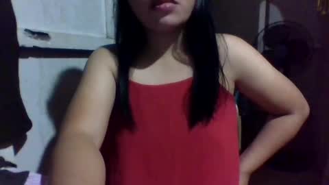 Snapshot of lovelymocha27 chatting on January 28, 1:05 pm lovelymocha27s online show from January 28, 1:05 pm
