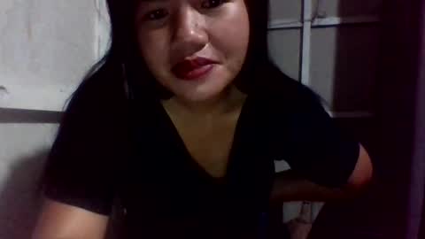 Snapshot of lovelymocha27 chatting on October 13, 7:38 pm lovelymocha27s online show from October 13, 7:38 pm