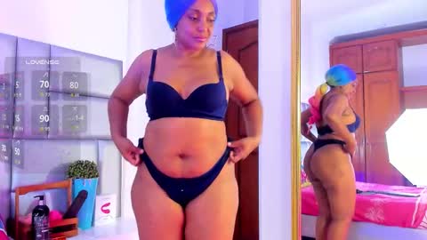 Nicky online show from September 14, 2:04 pm