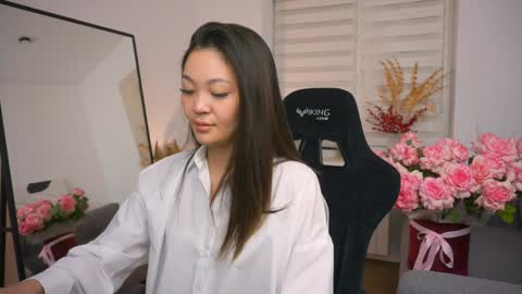 Snapshot of lovelynightt chatting on January 12, 6:59 pm kim online show from January 12, 6:59 pm