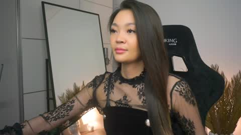 Snapshot of lovelynightt chatting on January 25, 7:38 pm kim online show from January 25, 7:38 pm