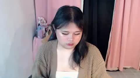 lovely online show from February 13, 8:32 pm