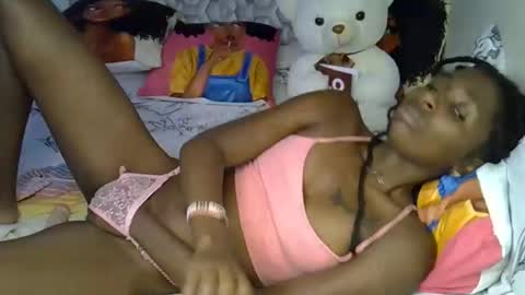 lovelytin online show from February 25, 2:37 pm