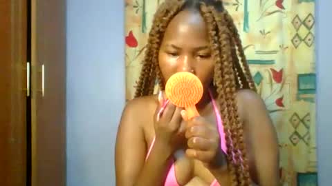 Hanna online show from April 19, 1:38 am