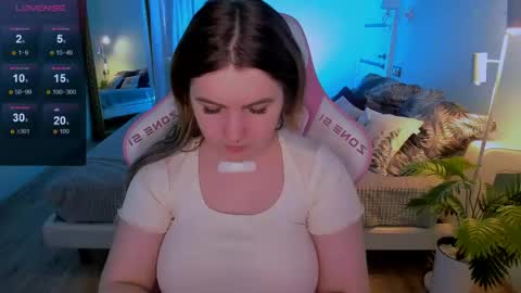 Julia  online show from April 21, 8:21 am