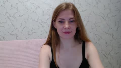 Snapshot of lovepeanutgirl chatting on September 24, 4:50 pm Mary Love online show from September 24, 4:50 pm