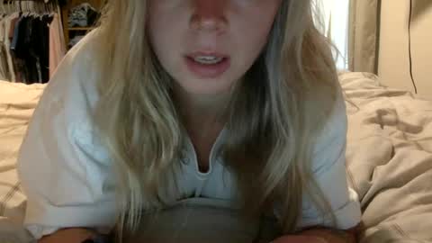 lovergirlsquirts online show from July 26, 11:34 pm