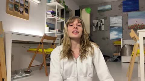 lovesstation online show from January 18, 5:59 pm