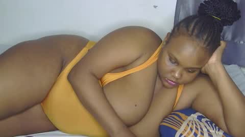 loveytiana online show from April 23, 1:46 pm