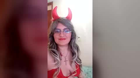 luana363 online show from June 28, 9:32 pm