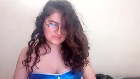 luana363 online show from July 11, 12:21 am