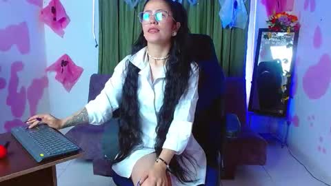 Snapshot of lucessita chatting on October 19, 4:58 am lucessita online show from October 19, 4:58 am