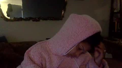 TheDevilsWife online show from March 17, 11:53 pm