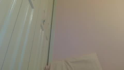 Luci Layne online show from June 18, 1:40 am