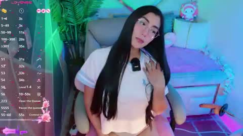 hanna online show from June 12, 2:19 am