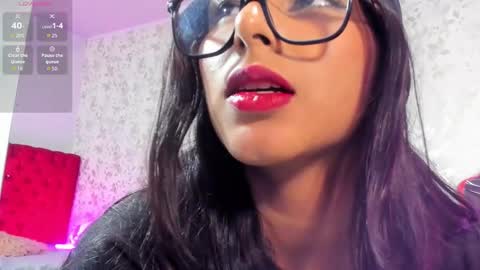 L U C I A online show from October 14, 4:53 pm