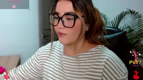 lucia star  online show from April 21, 9:44 pm