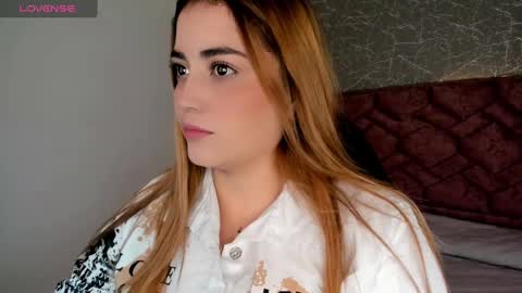 Snapshot of lucia_star_ chatting on January 4, 2:14 pm lucia star online show from January 4, 2:14 pm