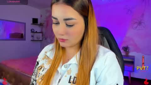 Snapshot of lucia_star_ chatting on March 5, 2:57 am lucia star online show from March 5, 2:57 am