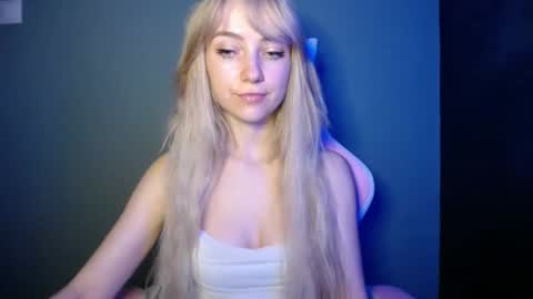 Lucy online show from April 18, 7:07 pm