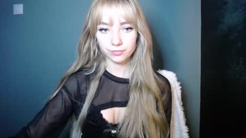 Lucy online show from November 8, 7:46 am