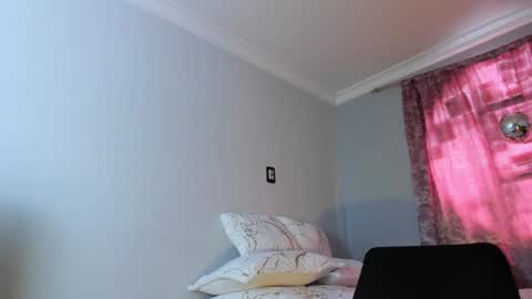 Luciana Evans online show from December 2, 2:41 pm