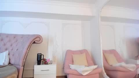 Snapshot of luciana_roa chatting on October 10, 9:41 pm Luciana online show from October 10, 9:41 pm