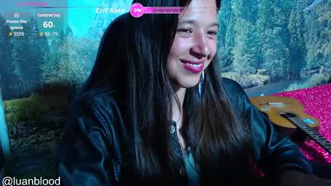 Lucy online show from December 15, 11:54 pm