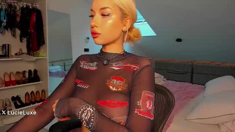 LucieLuxe online show from February 1, 2:27 pm