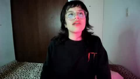 camila online show from September 30, 5:35 am