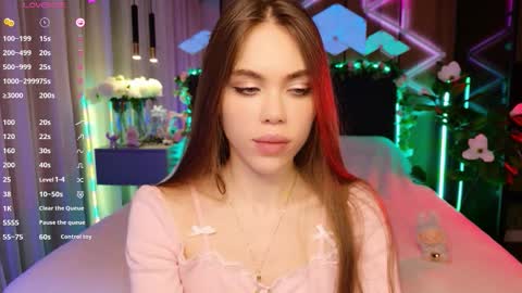 Snapshot of lucifiella chatting on October 18, 7:48 pm MimiFors online show from October 18, 7:48 pm