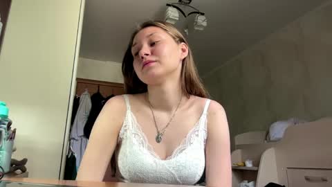Maya online show from May 16, 6:49 am