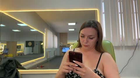 lucky_foryou_baby online show from March 30, 11:43 am